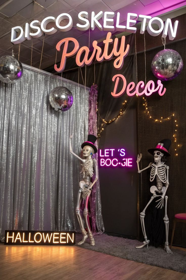 #skeletonhalloweendecor #dancingskeletons #halloweenpartyide