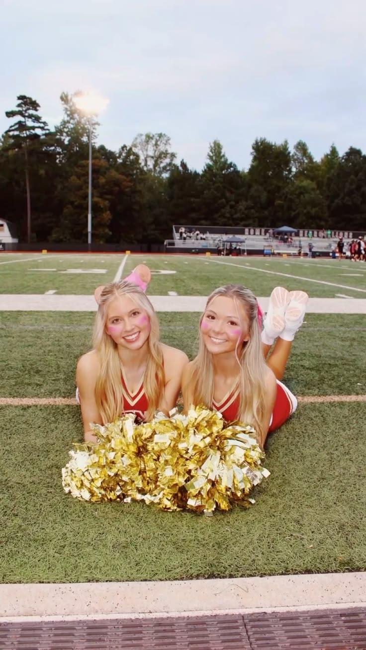 football game outfit football aesthetic cheer poses cheerlea