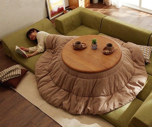 This Weird Japanese Blanket Table Wants to Give You the Best