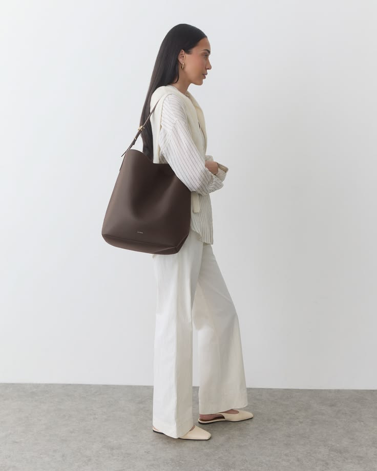 Camina Bucket Bag – Cuyana