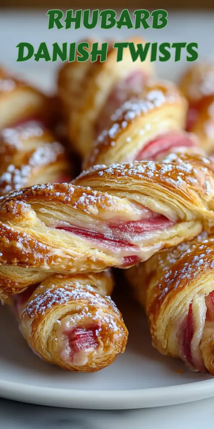 Have you ever wondered how to make bakery-style rhubarb dani