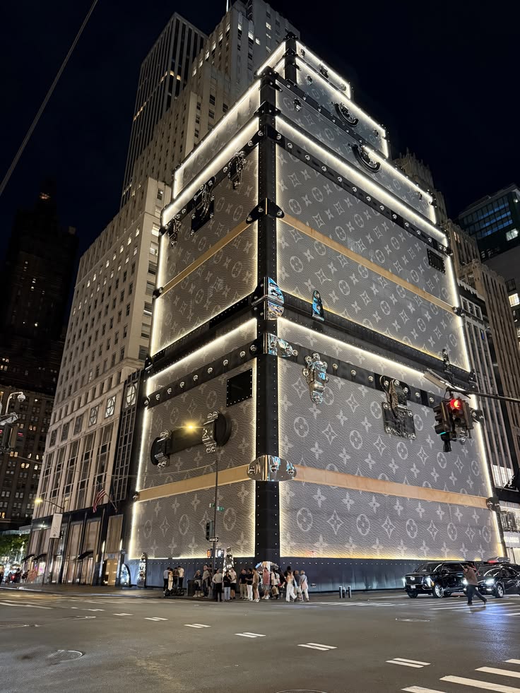 #nyc #lv #louievuitton