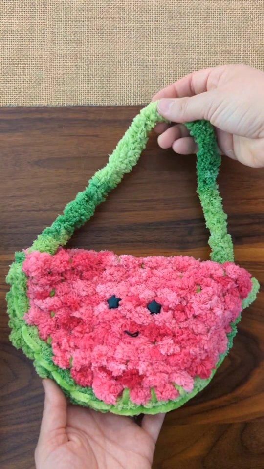Cardboard Loom Woven Watermelon Purse 🍉  To weave this water
