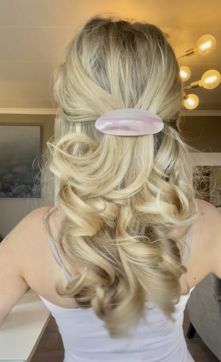 #blonde #hairinspo #curls #heatlesscurls #blowout #bombshell