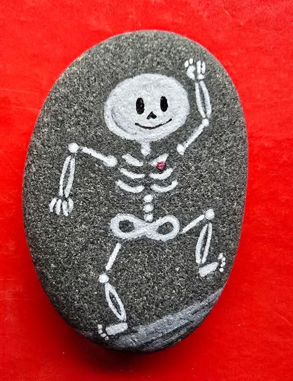 Love on the rocks uk (Hiding Rocks ~ Making Smiles) | Sunday