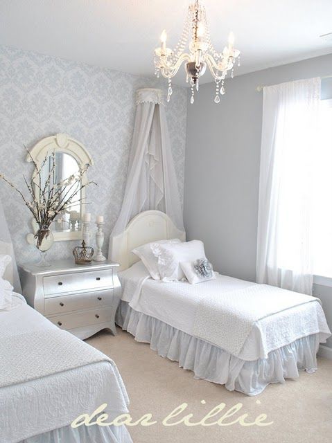 love the two twin beds. perfect for a guest room or two litt