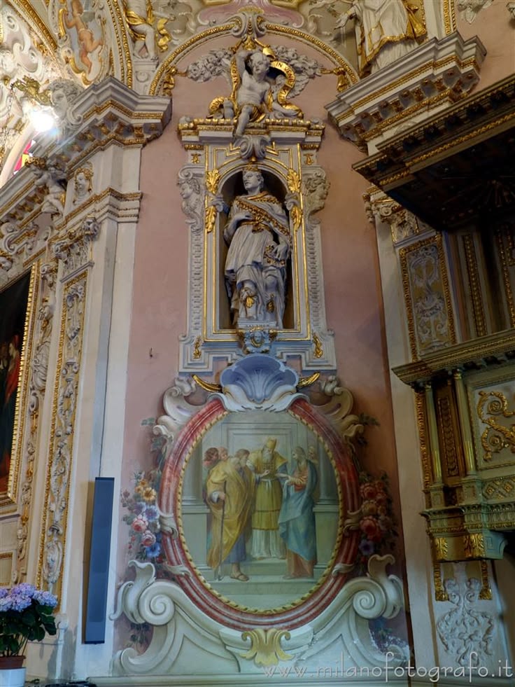 Mandello del Lario (#Lecco #Italy): Salomon in the Sanctuary
