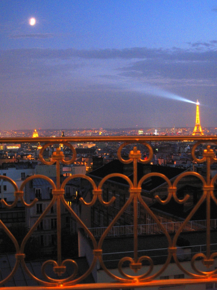 Paris - La Tour Eiffel de ma fenêtre