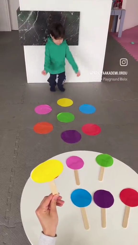 Help your little one master their colors with this engaging 