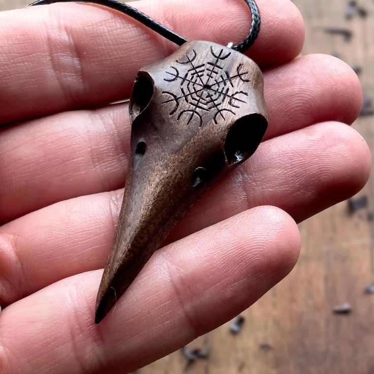 Raven Skull Pendant – Viking Norse Wood Necklace With Helm o