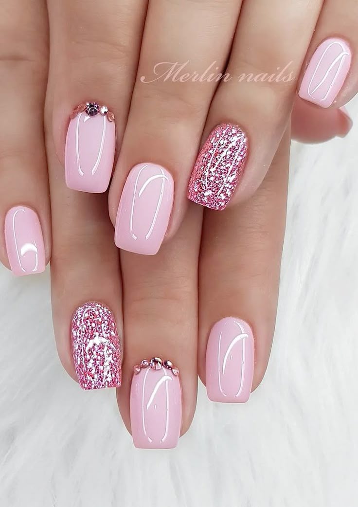 @merlin_nails