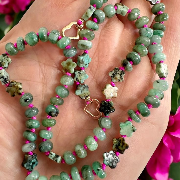 💕❀𝓕𝓵𝓸𝔀𝓮𝓻💚𝓟𝓸𝔀𝓮𝓻❀💕  Emerald greens, pastel glows, and a hint o