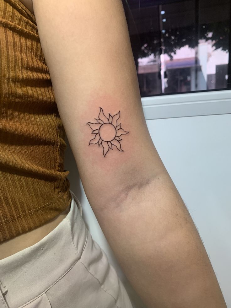 Tarugem sol delicado braço