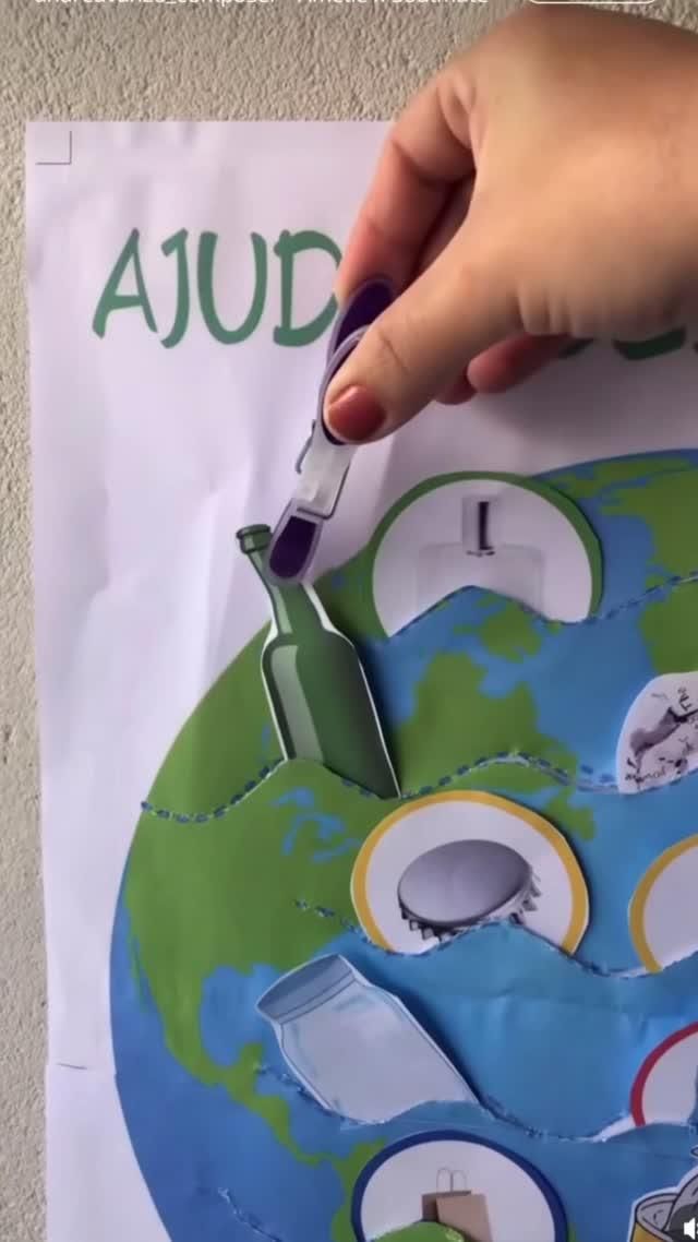 ✨ MINI KIT MEIO AMBIENTE  O material possui:  ✔️ CESTOS RECI