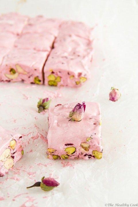 Rosewater Nougat – Μαντολάτο με Ροδόνερο