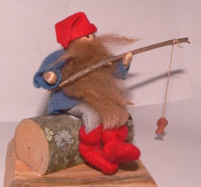 Fishing Tomte, approx. 5" tall. (SOLD)