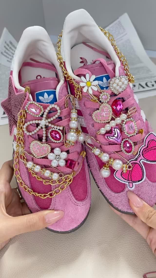 Didn’t think I’d be a pink sneakers girl… Then I made these 