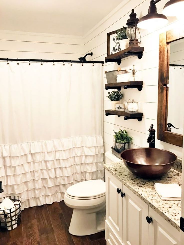 Nice 60 Farmhouse Small Bathroom Remodel and Decor Ideas htt