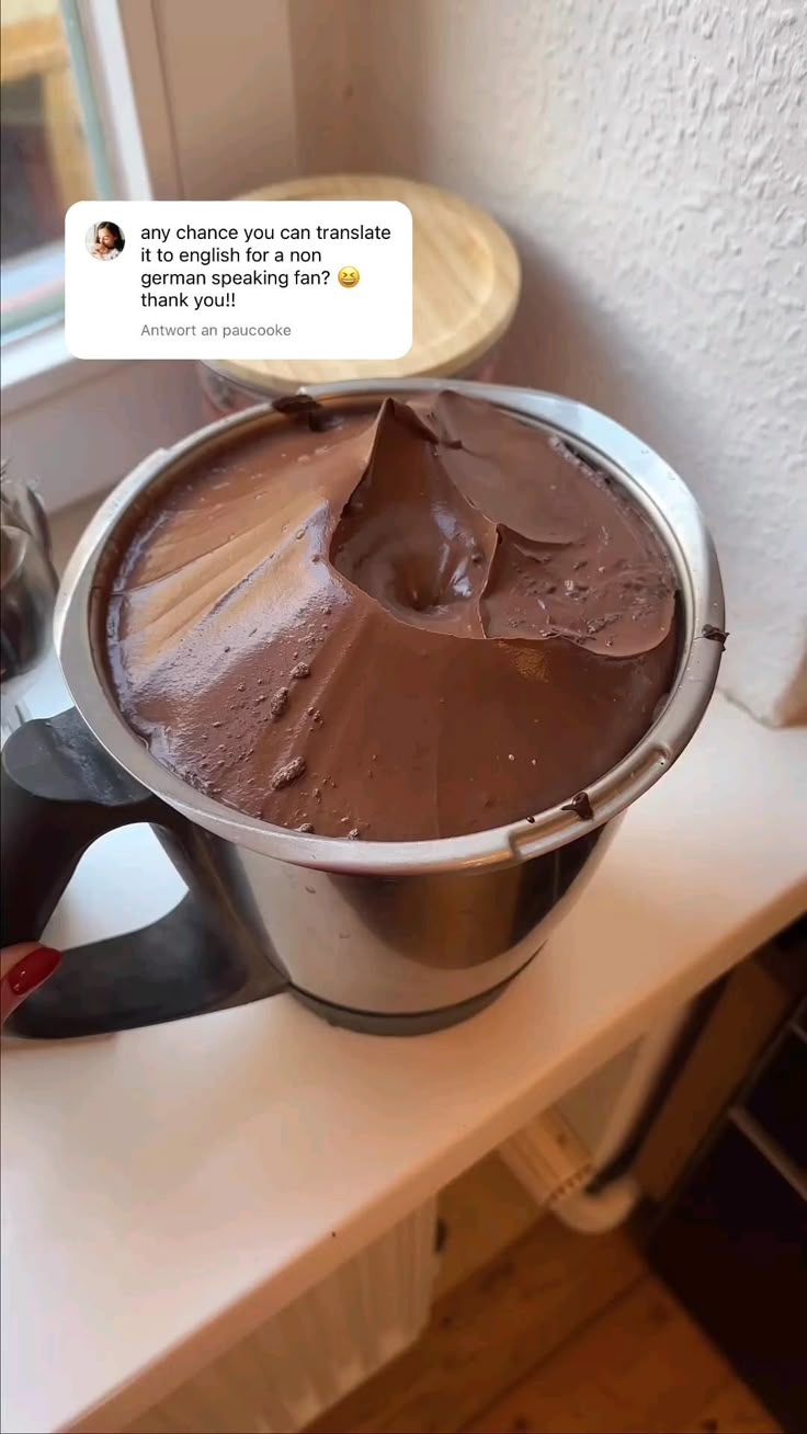 400g silken tofu 200g dark chocolate (70%) 1/2 tsp vanilla 3