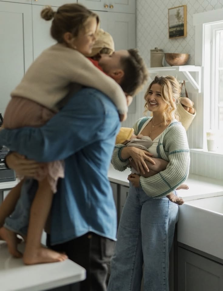 Family lifestyle home photoshoot kitchen