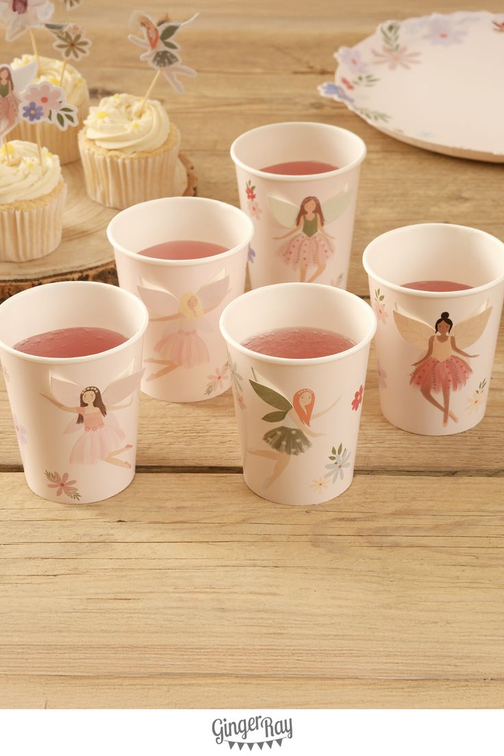 Add a sprinkle of wonder to your party with these cups featu