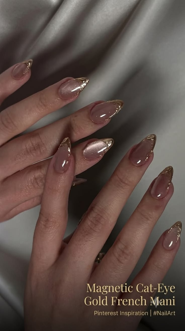 The perfect blend of a clean nude base, subtle magnetic cat-