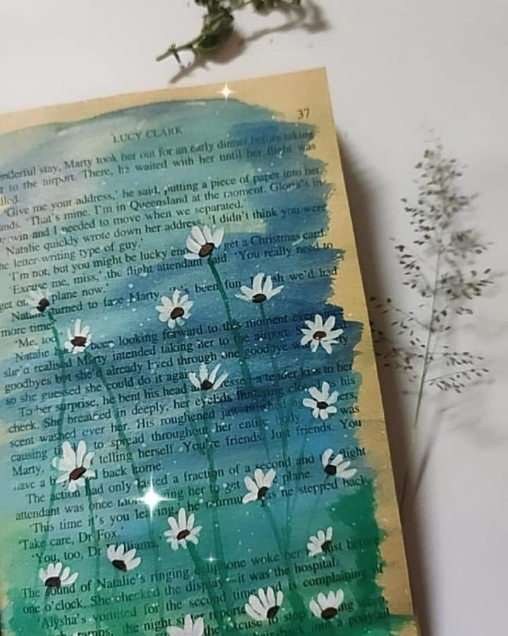 Getting lost in a starry forest. 💫 This gorgeous art piece t