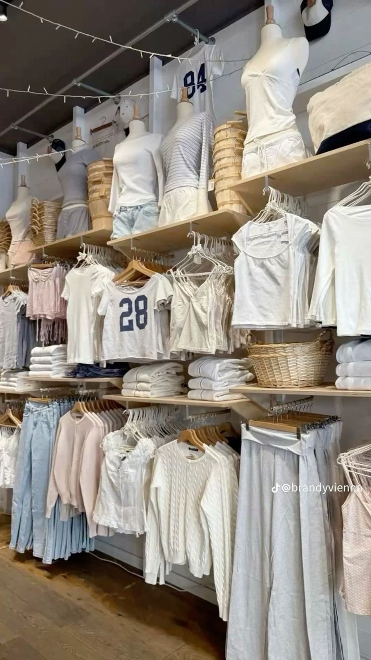 Brandy vibes only ✨🛍️ #BrandyMelville #OOTDInspo #ShoppingMo
