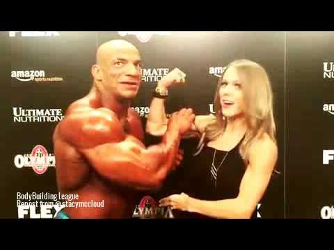 Big Ramy compares biceps and Glutes with Stacy McCloud, she smacks the Booty