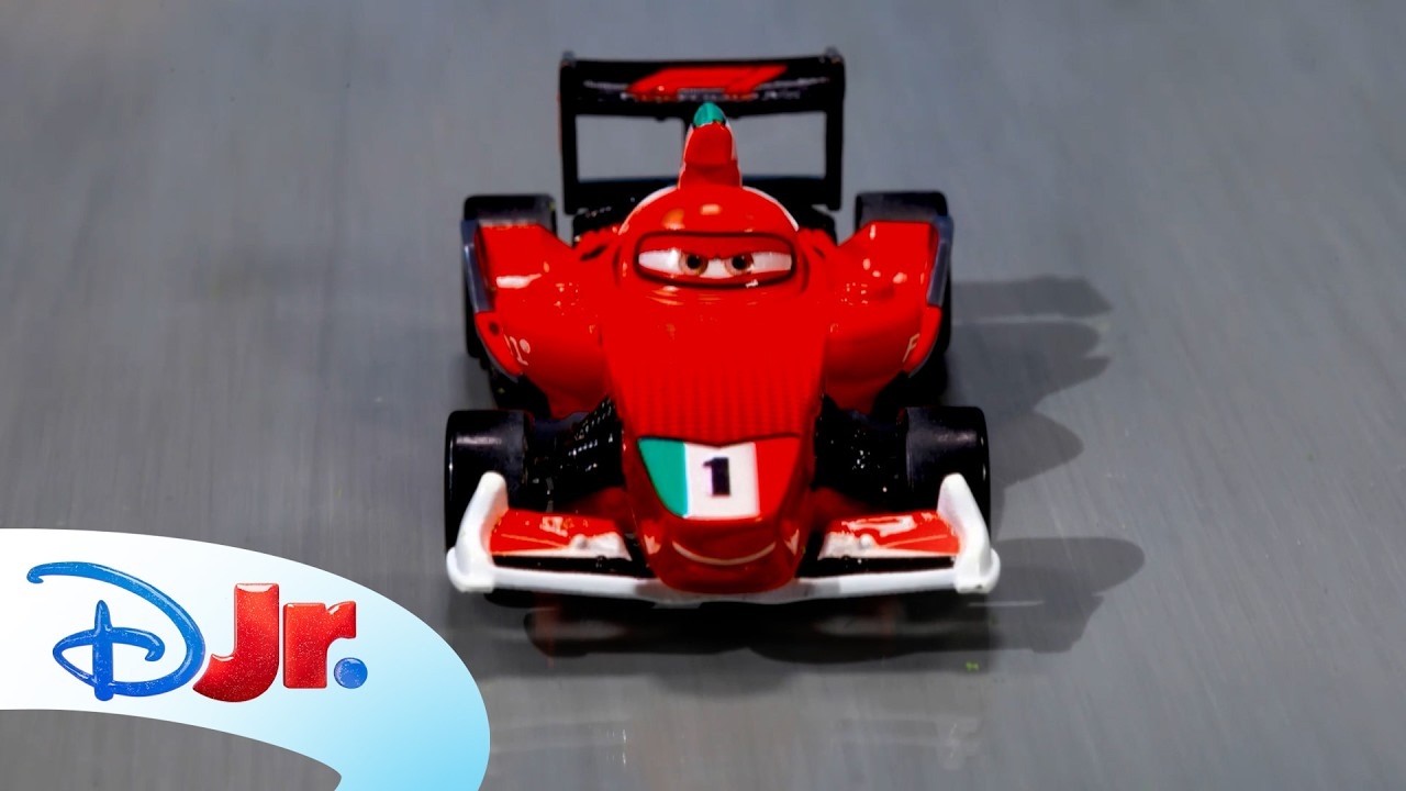 Cars Arrive to Italy for the Monza F1 Race! 🏎️ | Pixar Cars | Disney Jr.