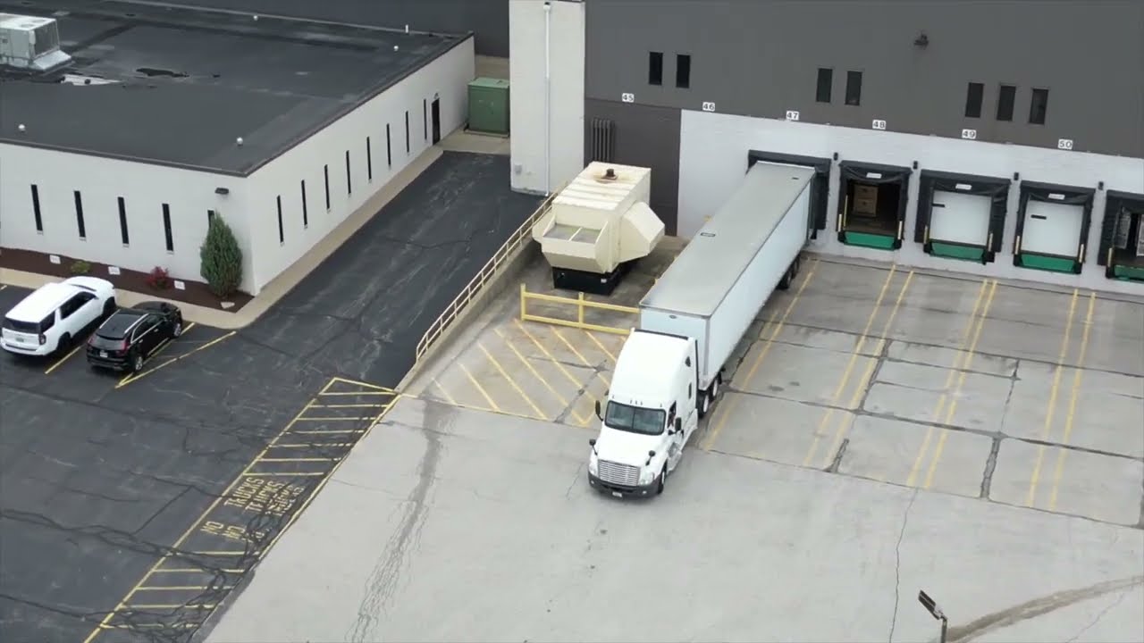 DAY IN THE LIFE OF A 20 something year old trucker POV