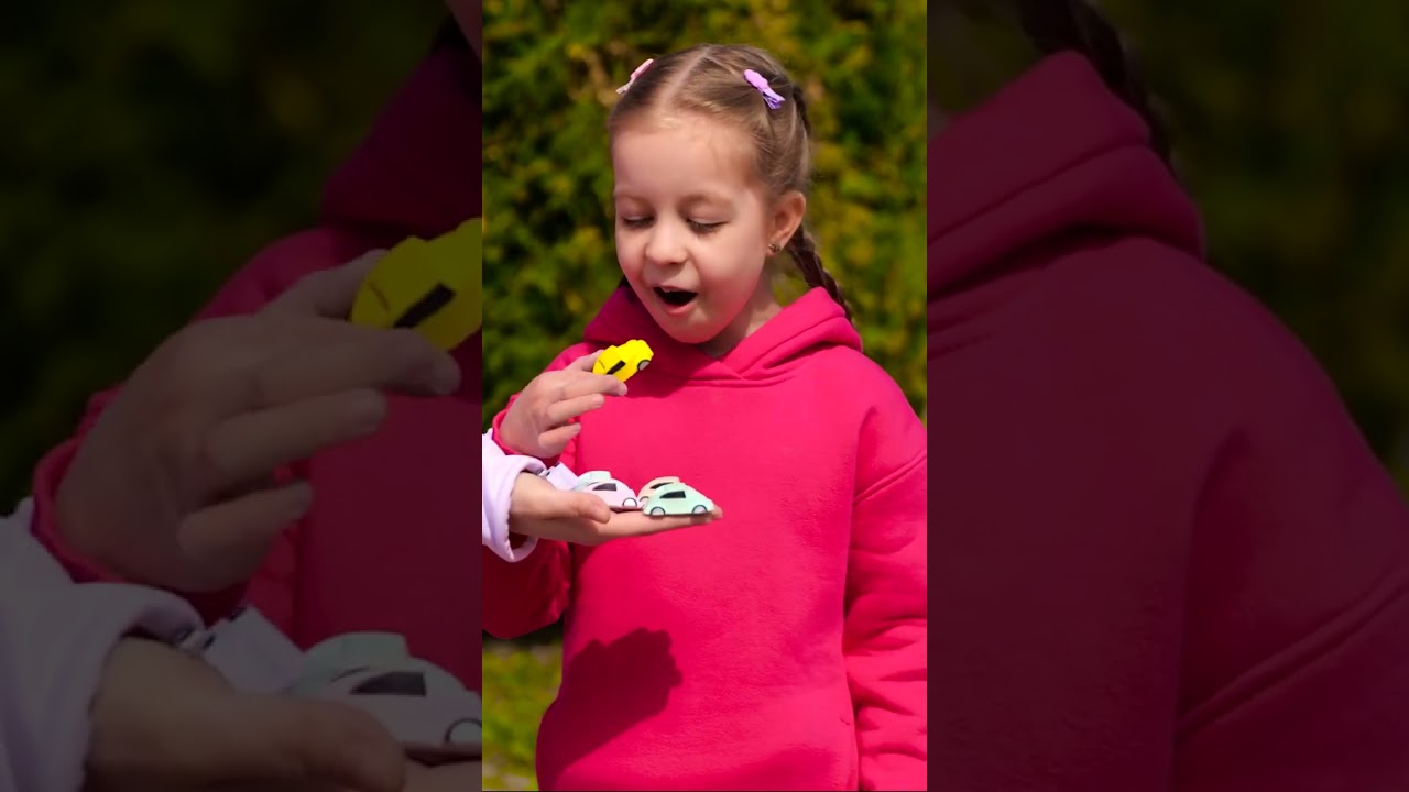 🌈 Chalk Bits, Rainbow Art 🖍️ Mom Shows Us How! ✨