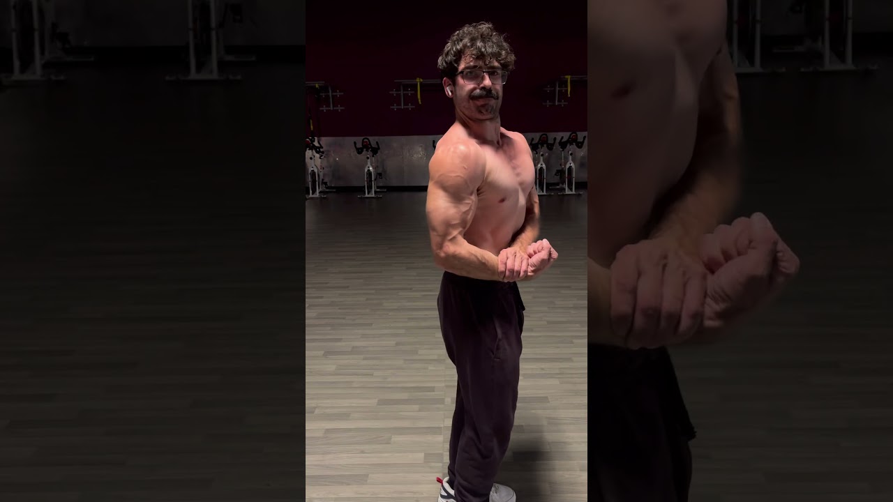 Body dysmorphia has me in a chokehold #weightloss #summerworkout #bodybuilding #transformation #lift
