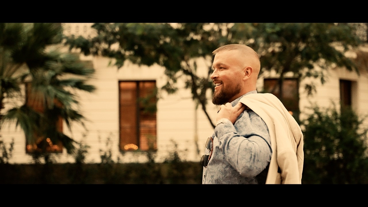 FELIX BLUME - OUTLAW (OFFICIAL MUSICVIDEO)
