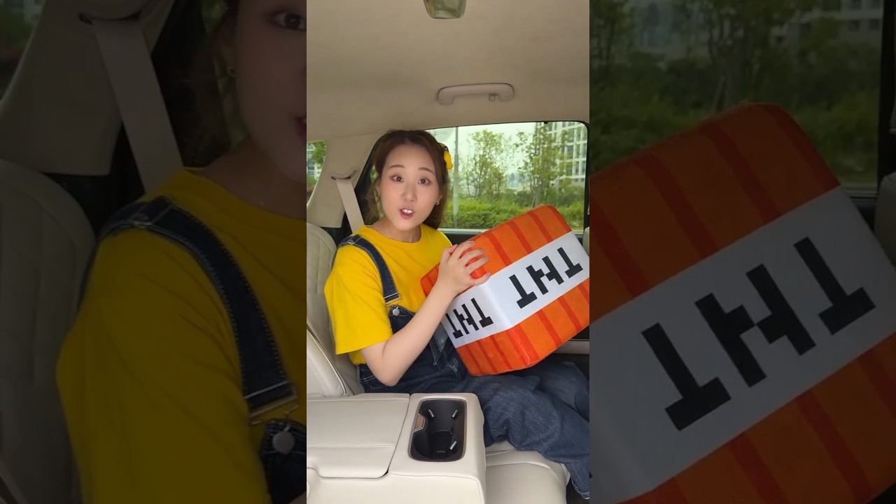 Car Mukbang 🚗🍜 Eating Spicy Buldak Noodles!