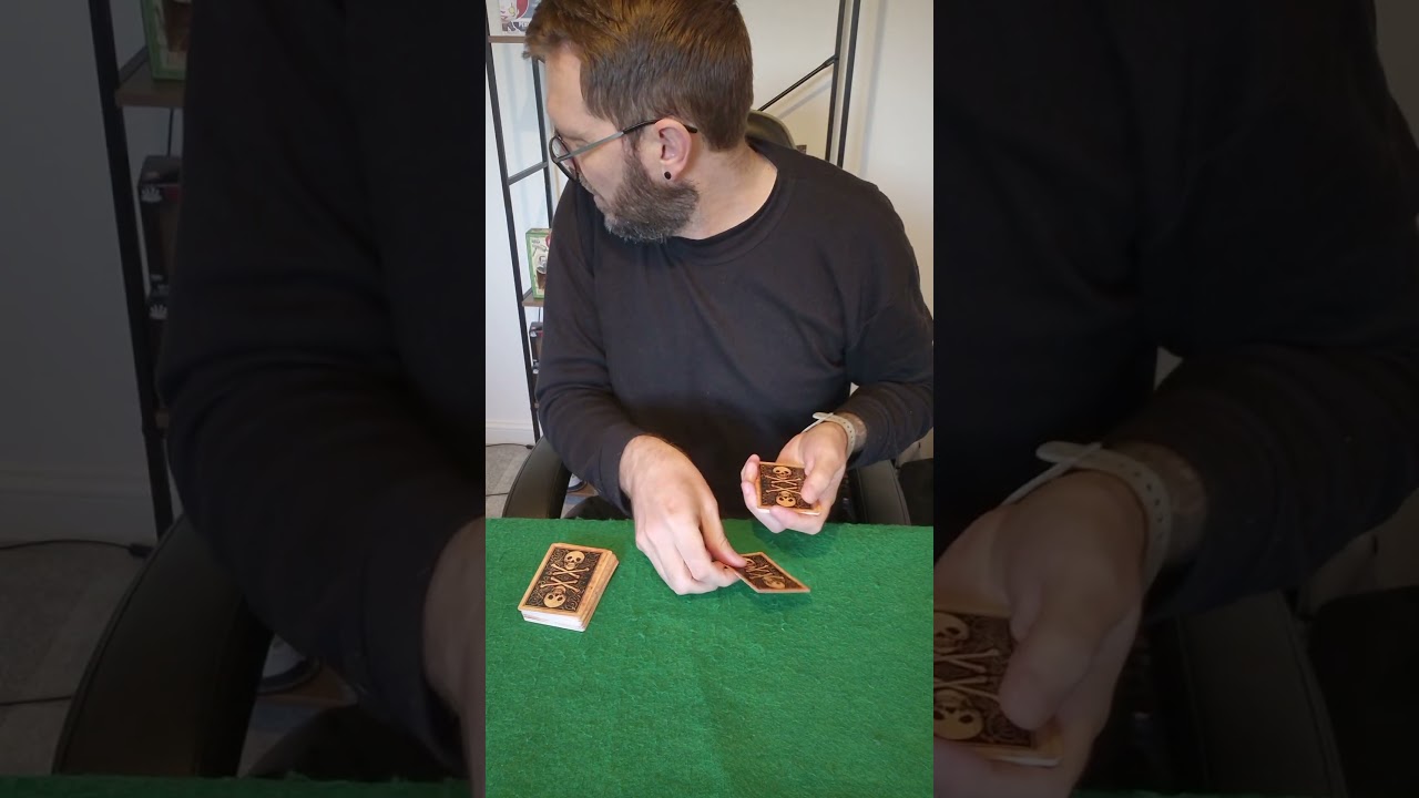 Easy card trick. #cardmagic #learningmagic #magic #cardtricks