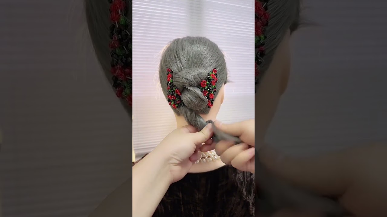 Beautiful Floral Hair Clip Hairstyle 🌹✨