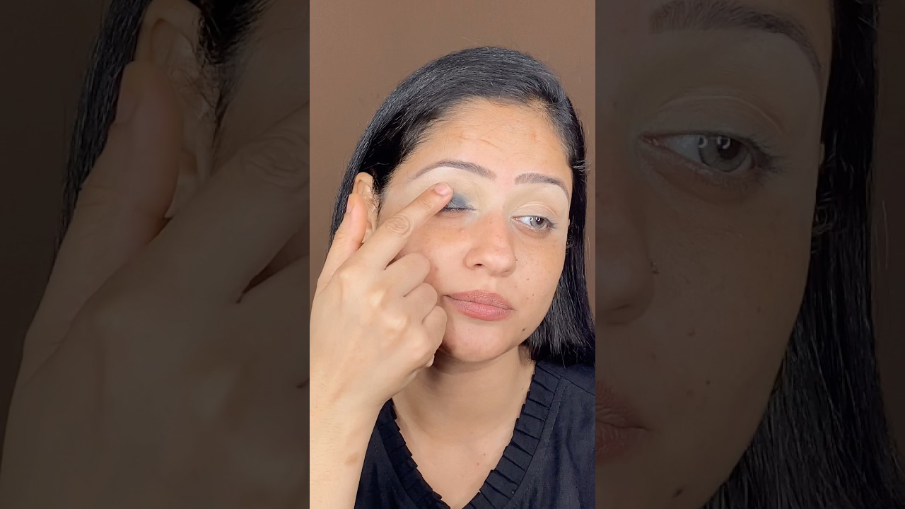 How to do Black Smokey eye makeup #yt #makeup #ytshorts #eyemakeup #smokeyeye #hack