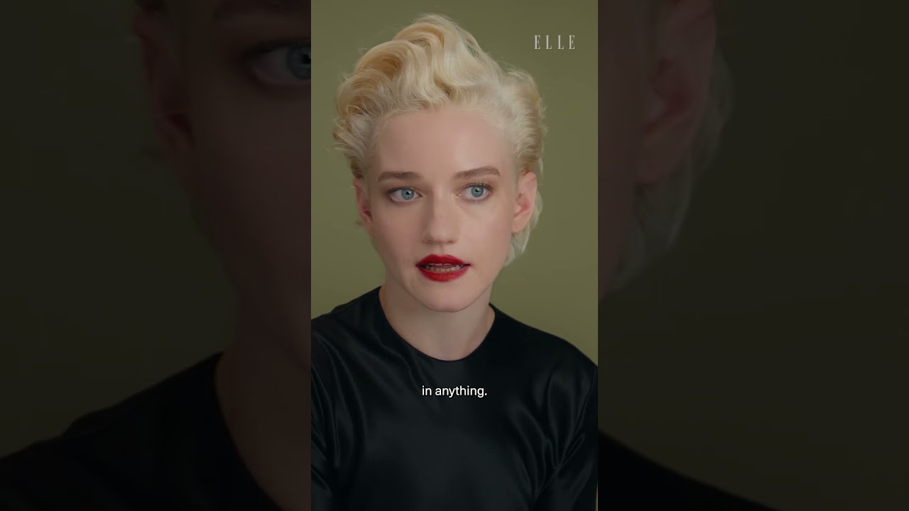 We're all anxiously awaiting the next #JasonBateman and #JuliaGarner project—even Garner herself.