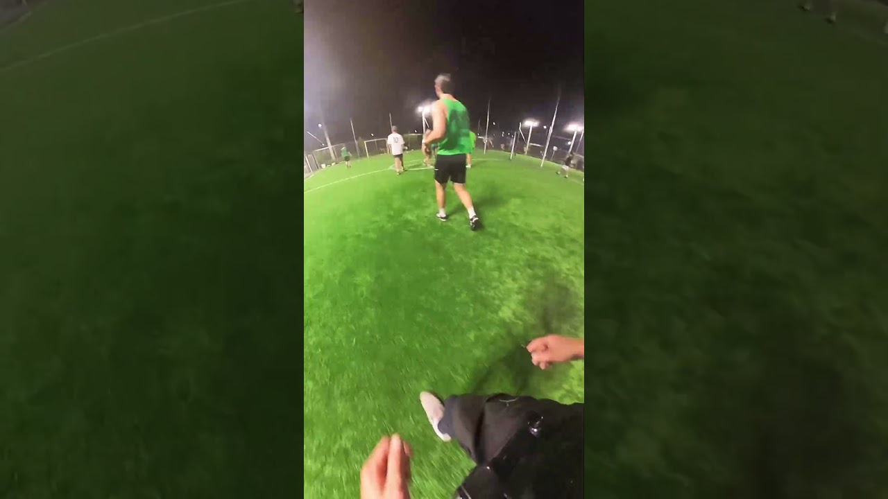 When a freestyler plays football #football #soccer #skills