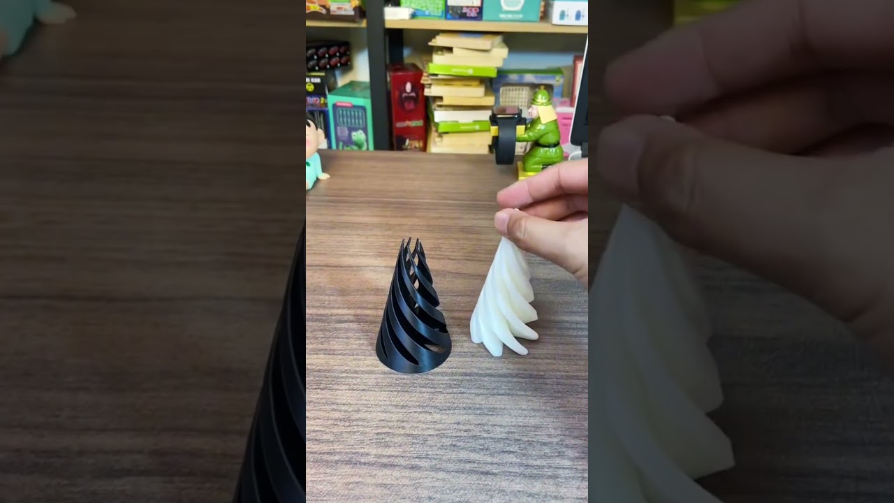 3D Printed Spiral Cone Fiddle, it is too decompressing #toys #toy #kibtoys #cooltoys #funnytoy