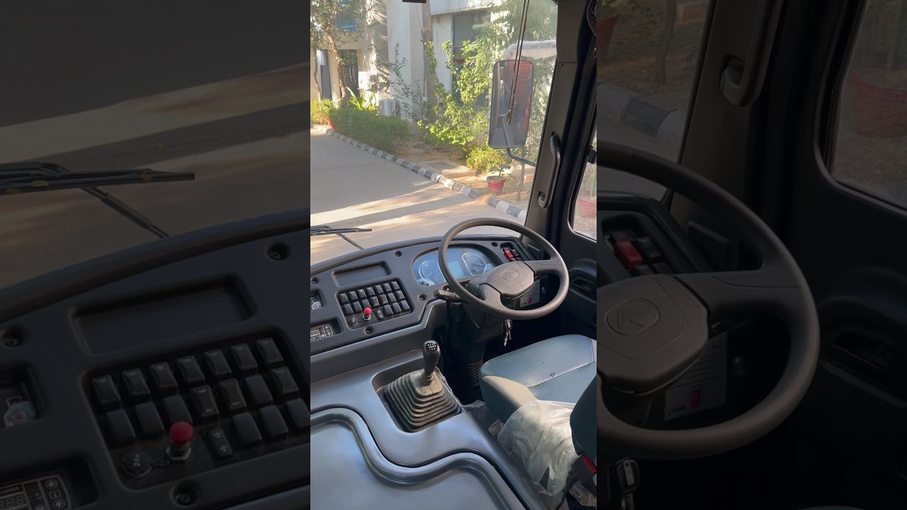 Eicher Skyline Pro Executive 3010L 44 Seater AC Bus #bharatbhati #eicherskylineprobus
