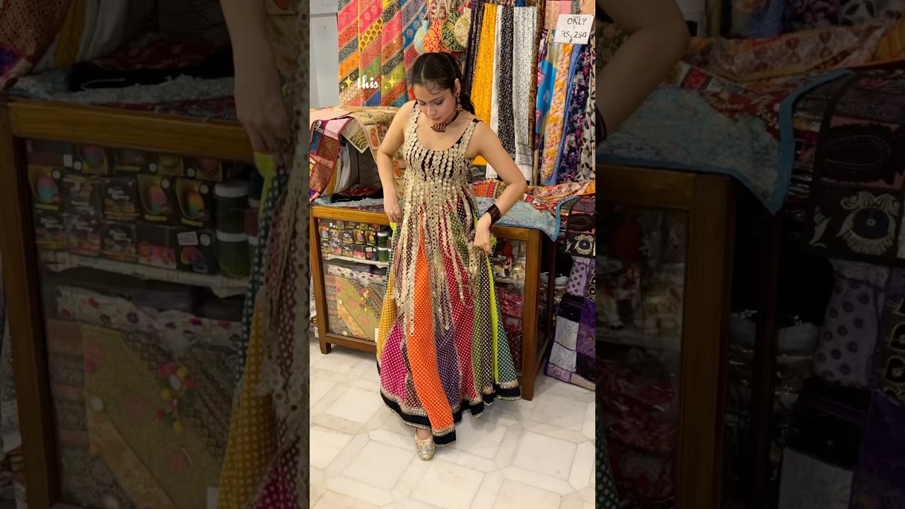 Last minute Navratri diy top✨ #navratri #garbaoutfits #fashionhacks #diyfashion #shorts #upcycling
