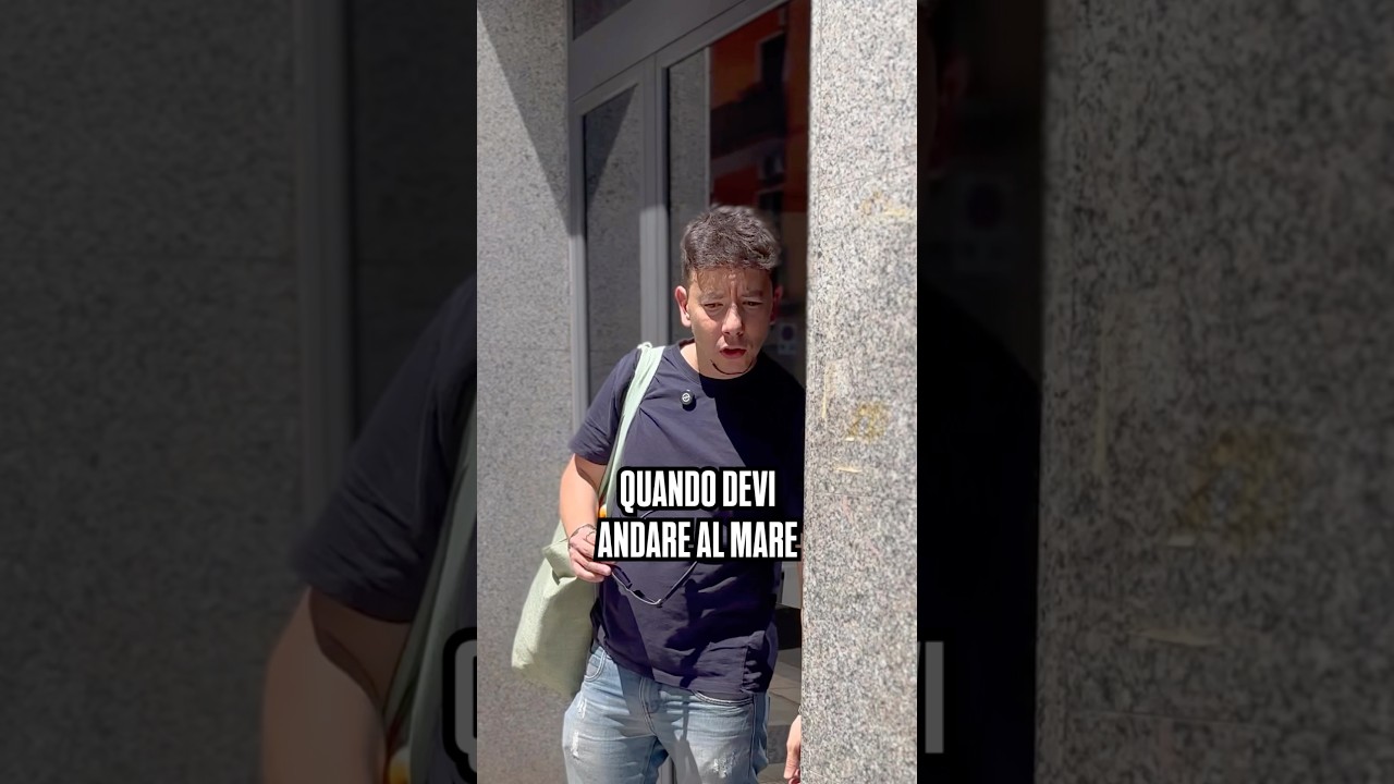 QUANDO DEVI ANDARE AL MARE #danielecondotta #comedy