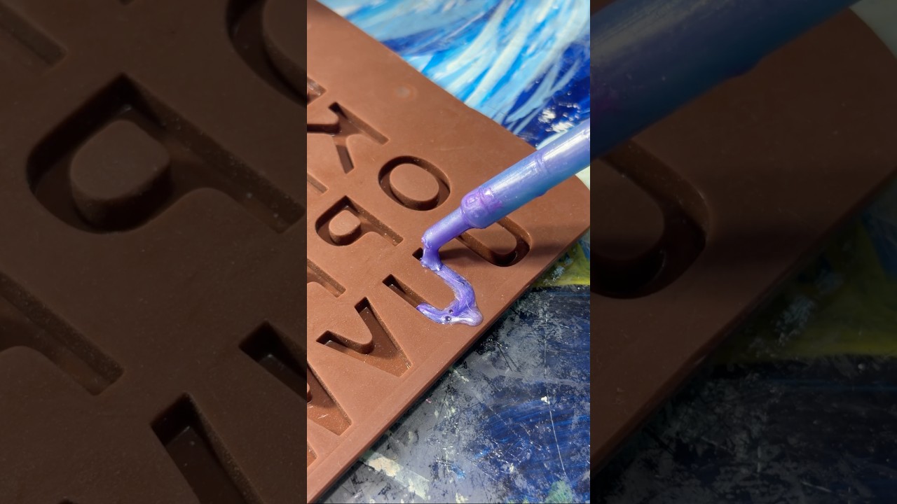 Chocolate mould #diy #obsessed #my #name #keyrings #resinart #resincrafts #letter #alphabet #shorts