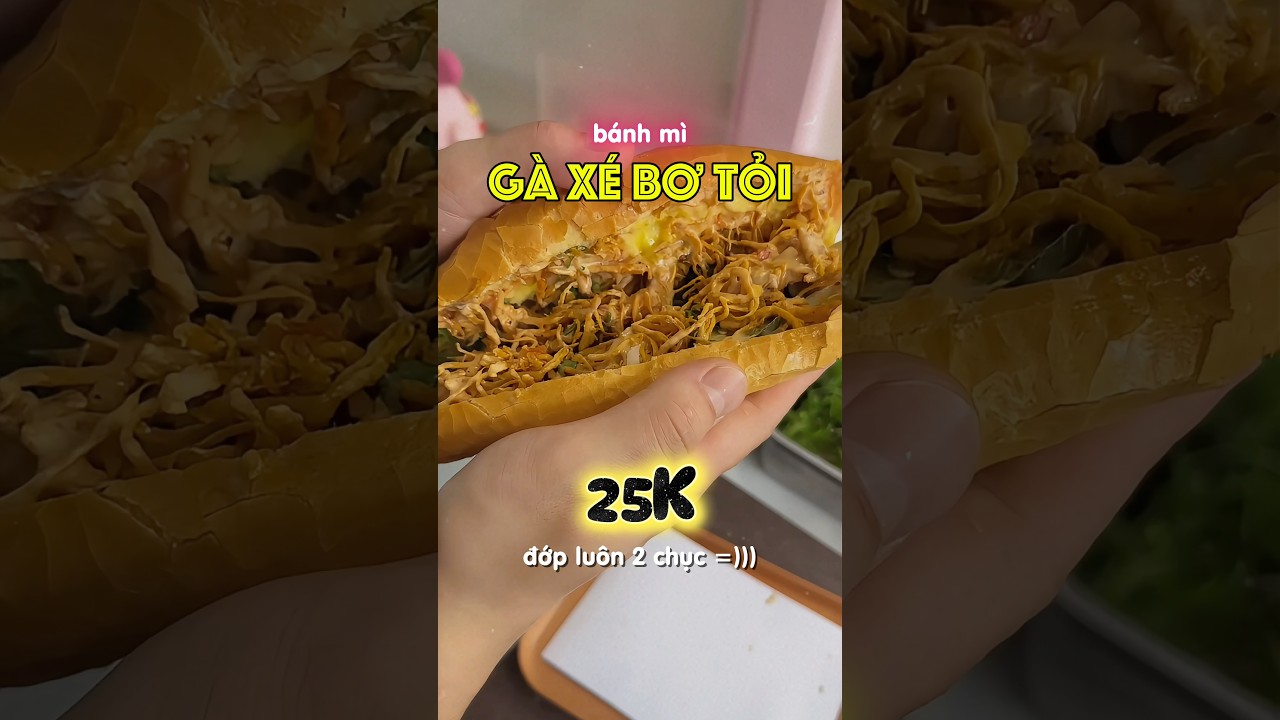 Bánh bánh mì 25k đớp vội 20k kkkk #food #reviewdoanvat #foodreview #review #amthuc
