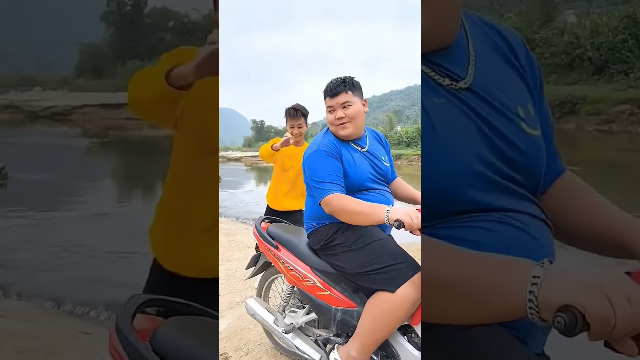Unexpected bike prank🤣🏍️