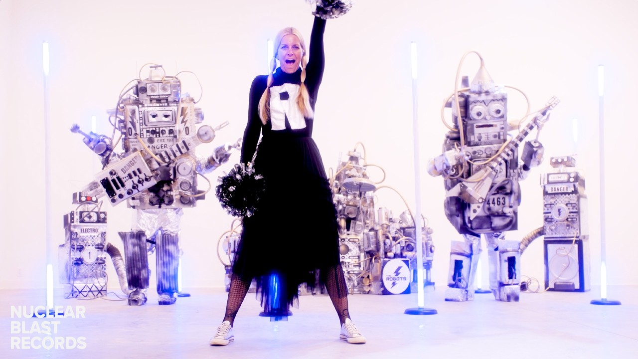 SHERI MOON ZOMBIE - I Love My Robot (OFFICIAL MUSIC VIDEO)