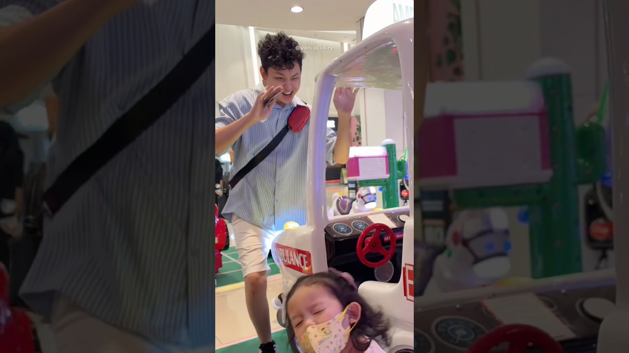TOYONG MAMA ATAU PAPA YA?? #familyvlog #funny #piuwfamily #comedyshorts #baby #couplecomedy #vlog g