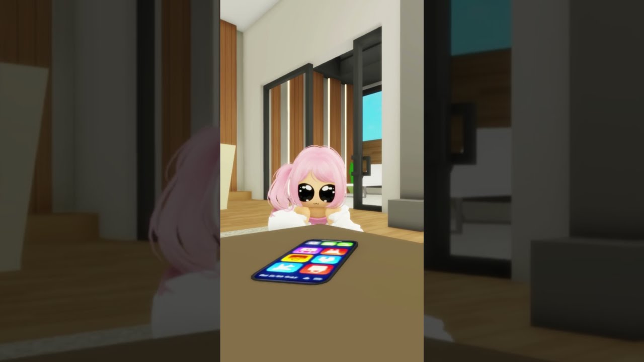 Sophia Did You Take My Phone? 😍📱 #roblox #shorts